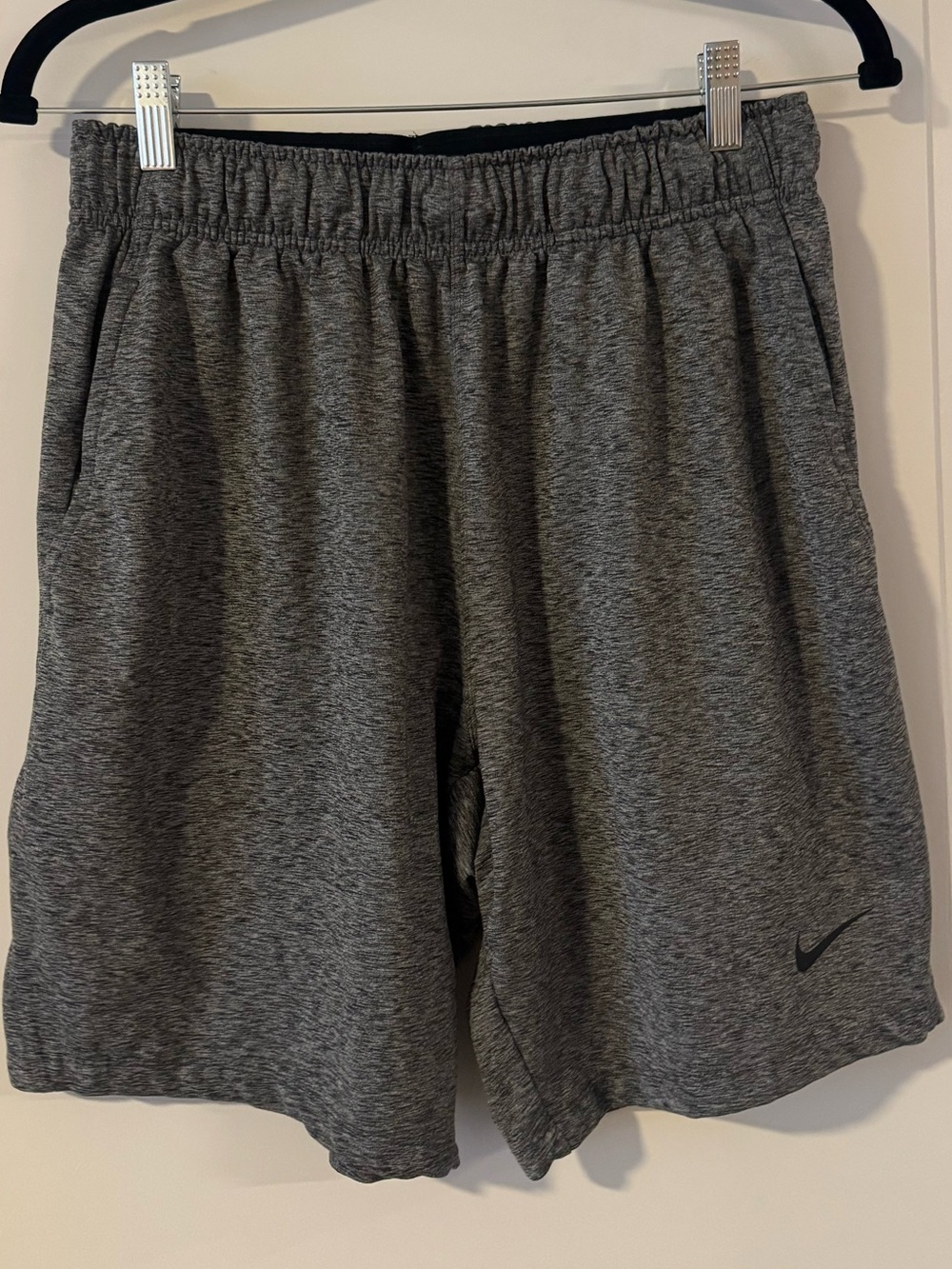 Nike Dri-Fit Gray Athletic Shorts with Subtle Swoosh Mens Size Medium
